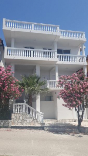 Apartmani Vini